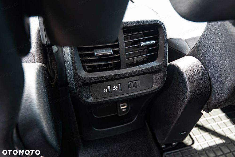 Citroën Berlingo XL 1.5 BlueHDI Max S&S EAT8 - 32