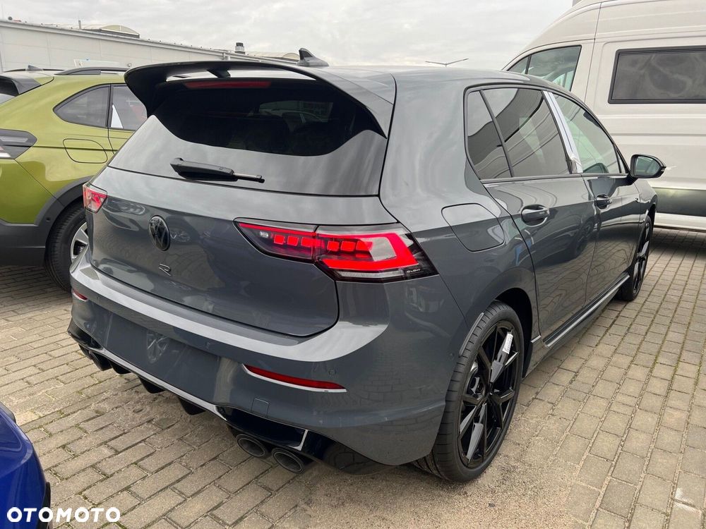 Volkswagen Golf - 4