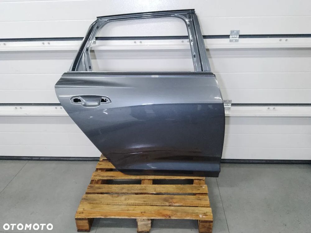 DRZWI PRAWE TYLNE TYŁ AUDI A6 C8  4K combi - 1