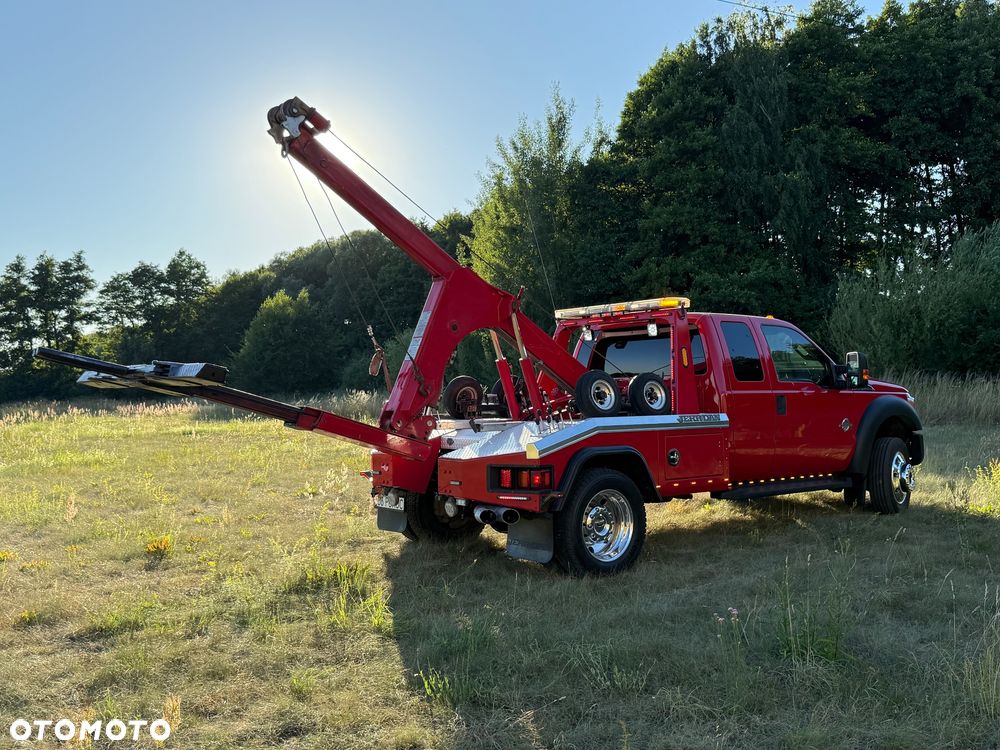 Ford F550 - 8