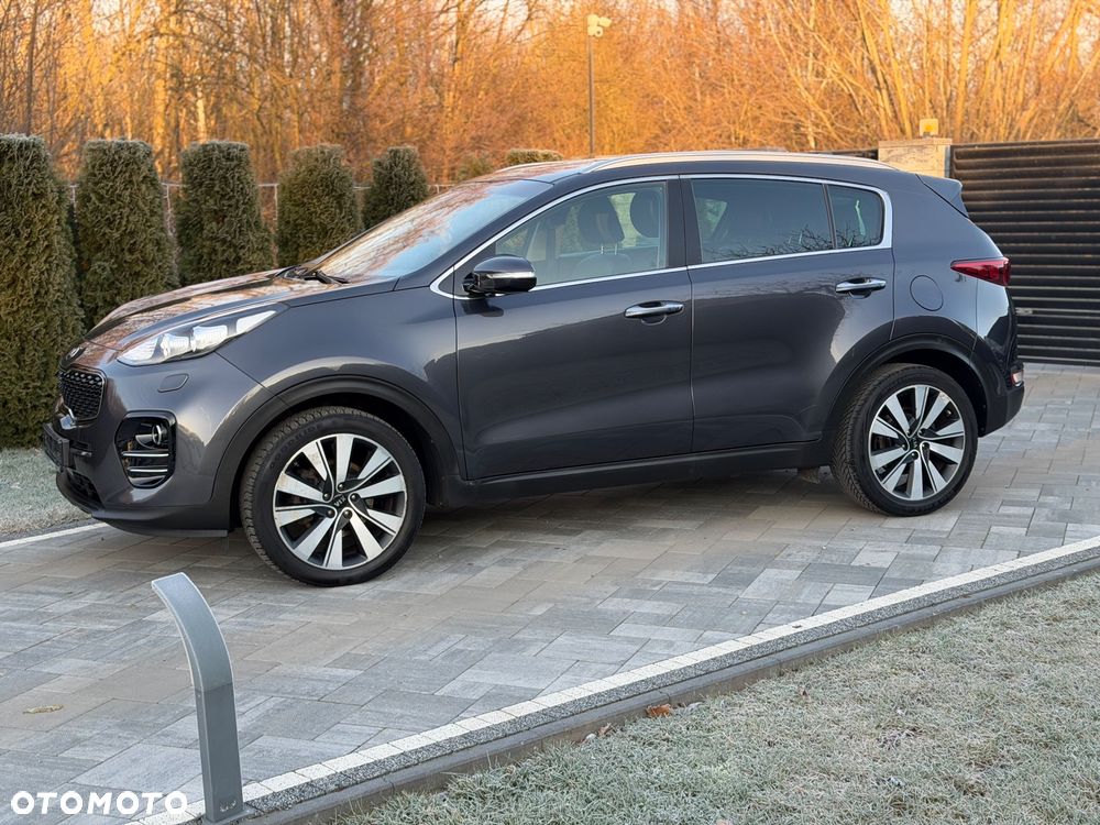 Kia Sportage 1.7 CRDI 2WD Dream-Team Edition - 2