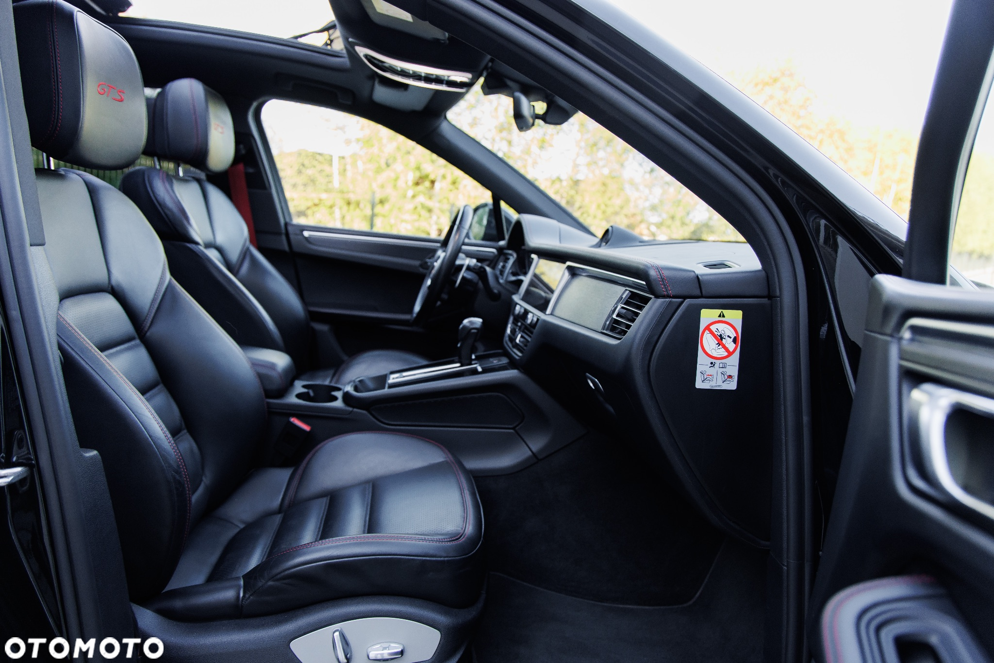 Porsche Macan GTS - 26