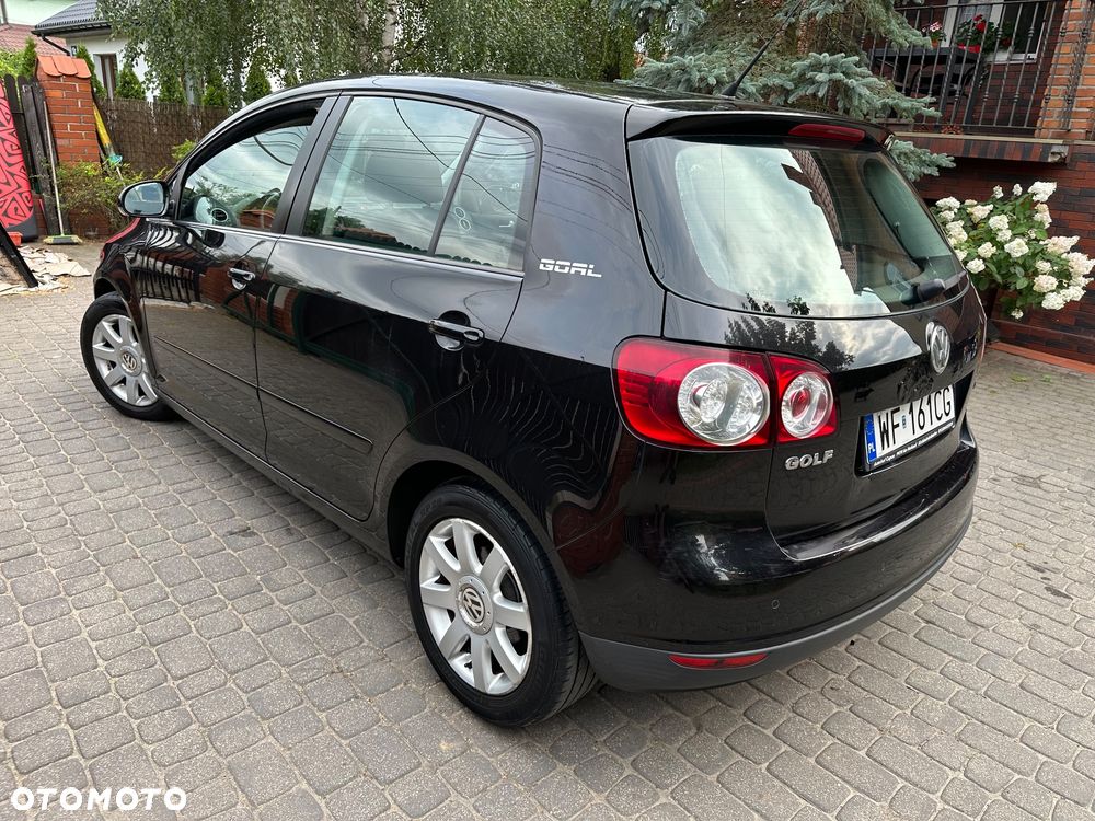 Volkswagen Golf Plus - 11