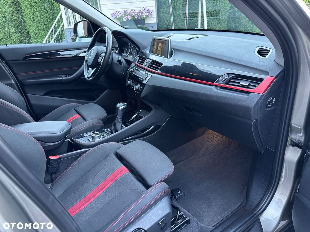 BMW X1 xDrive18d Sport Line - 7