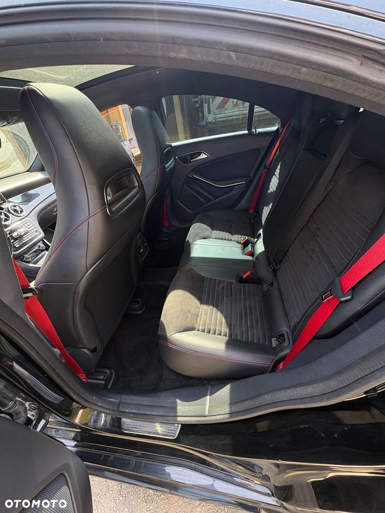 Mercedes-Benz CLA - 7