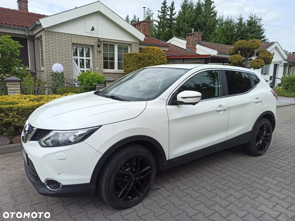 Nissan Qashqai - 2