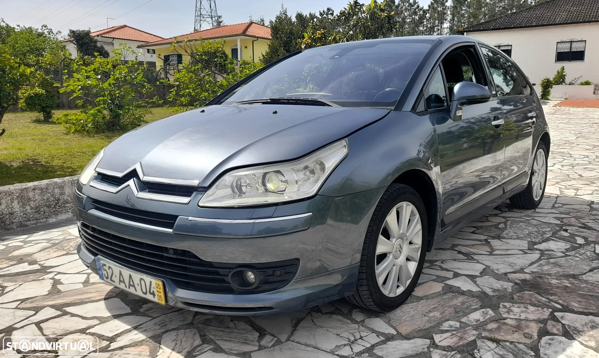 Citroën C4 1.6 HDi 110 Exclusive - 2