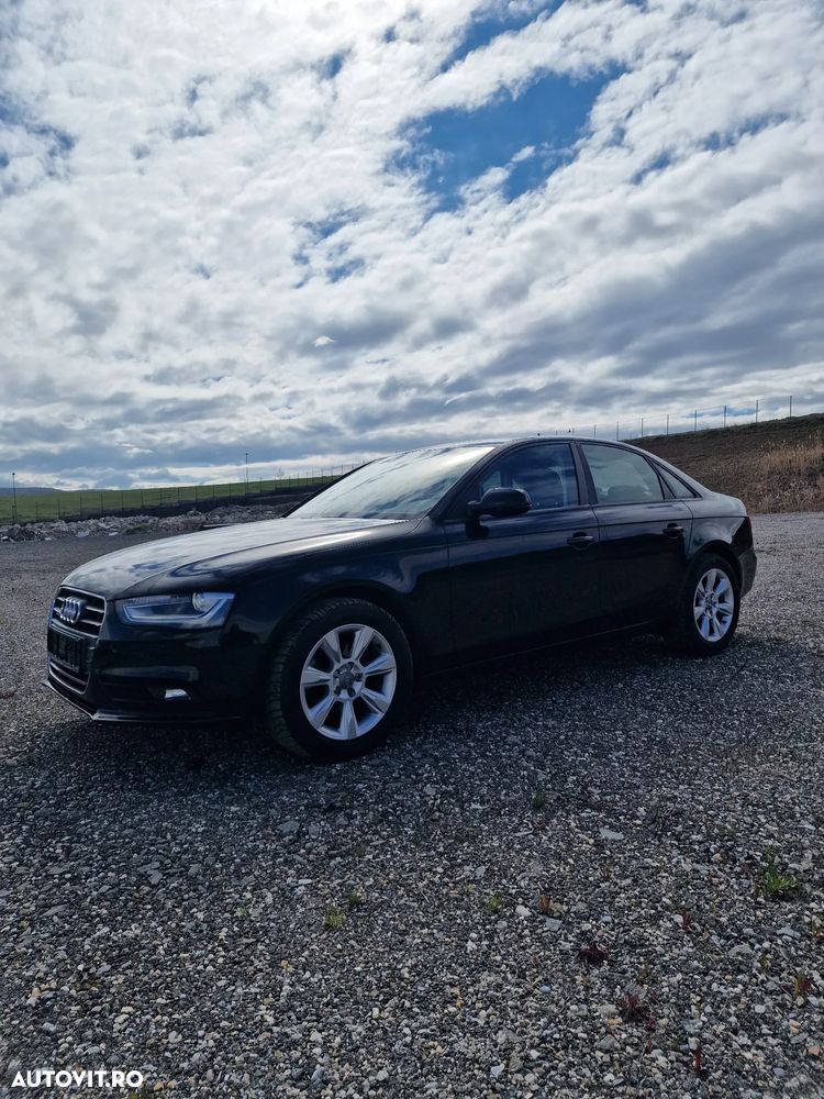 Audi A4 2.0 TDI quattro Stronic - 2