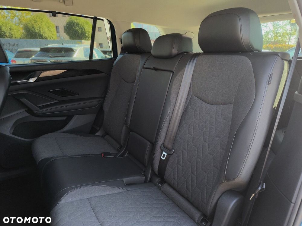 Volkswagen Tayron 2.0 TDI SCR 4Mot Elegance DSG - 27