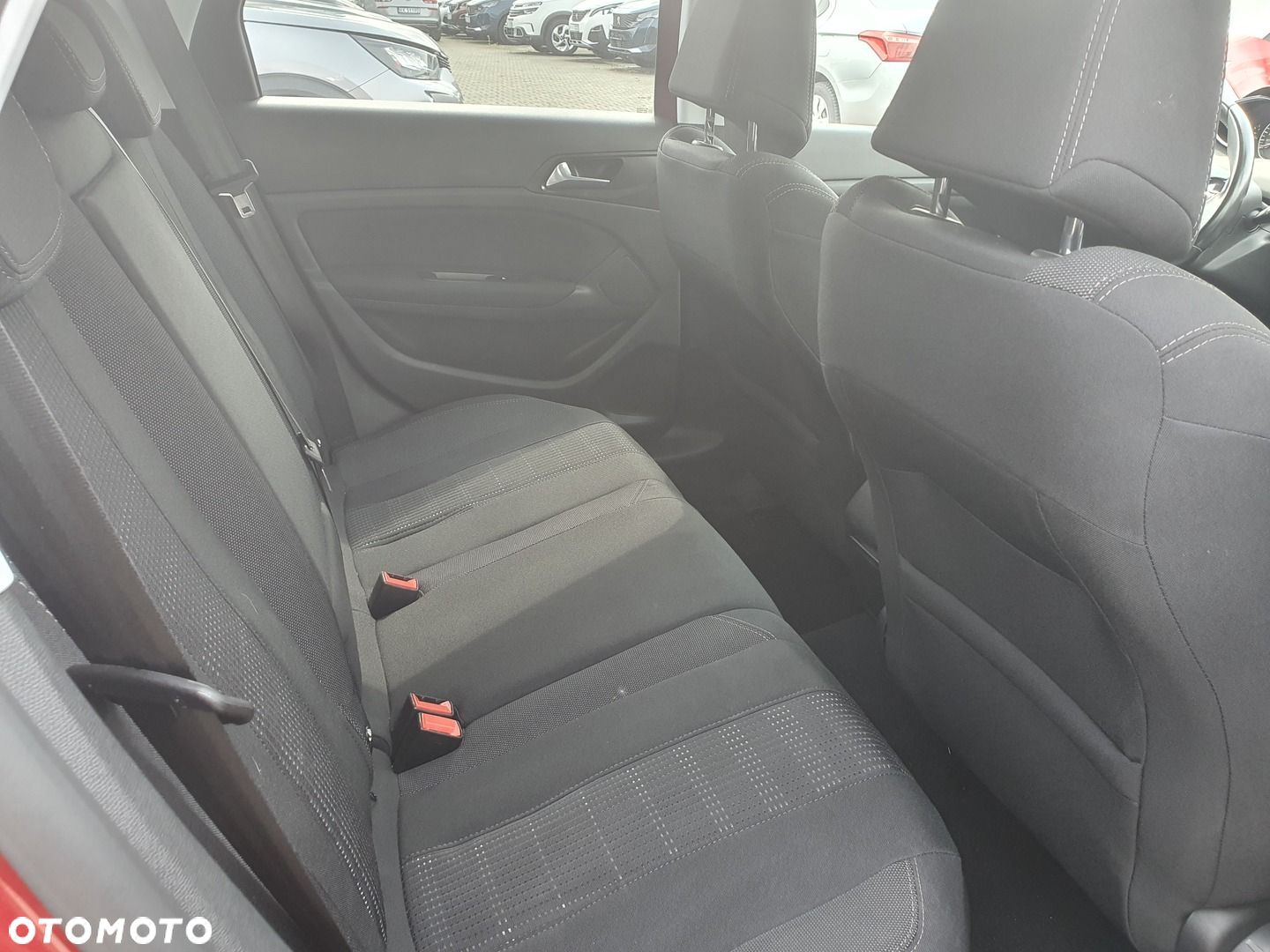 Peugeot 308 1.2 PureTech Allure S&S - 9