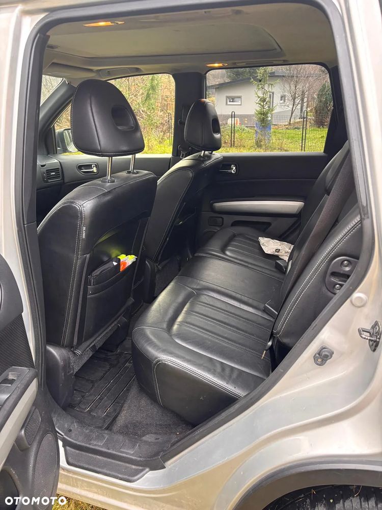 Nissan X-Trail 2.0 dCi LE - 13