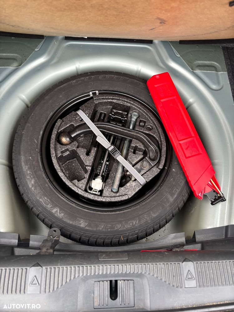 Skoda Octavia Combi 1.4 TSI DSG Elegance - 17