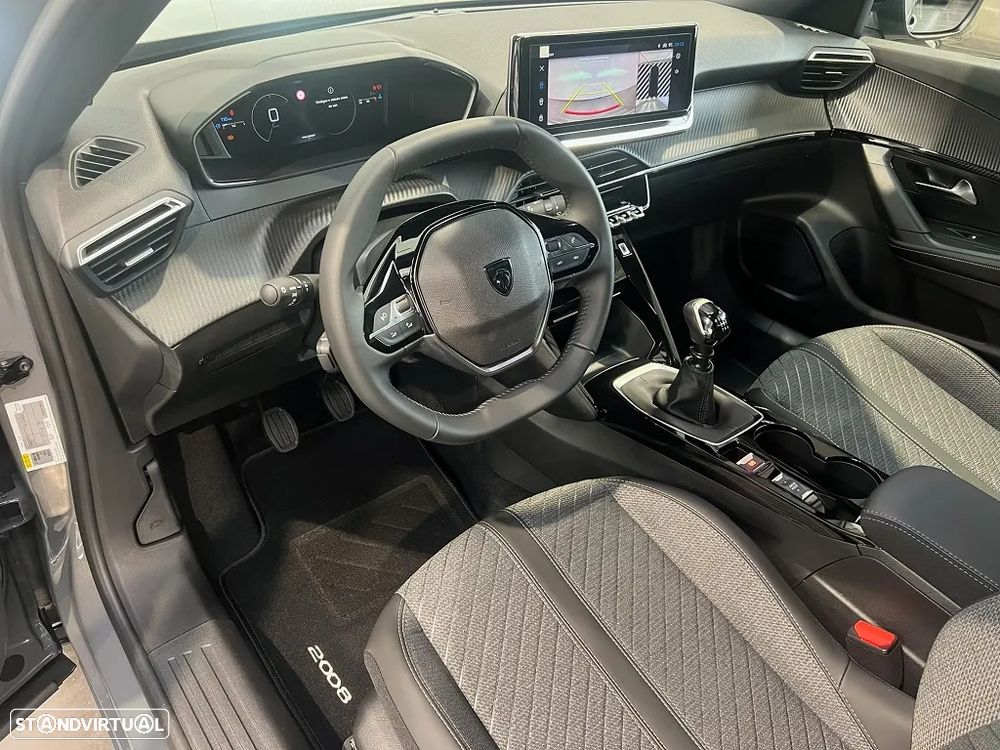 Peugeot 2008 1.2 Allure - 11