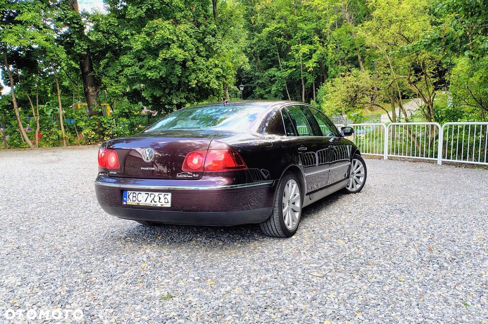 Volkswagen Phaeton - 3