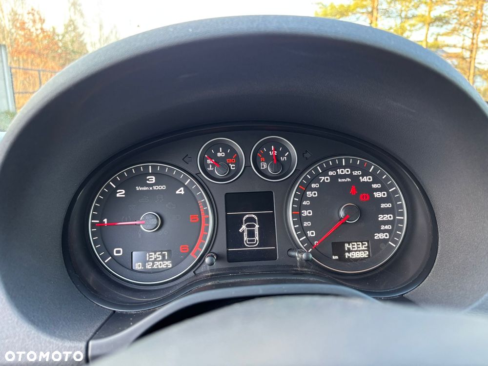 Audi A3 Sportback 2.0 TDI Ambiente - 11