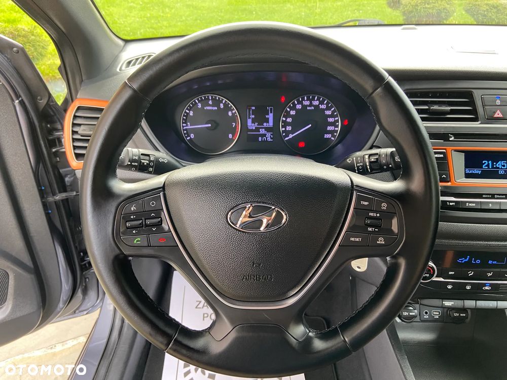 Hyundai i20 - 17
