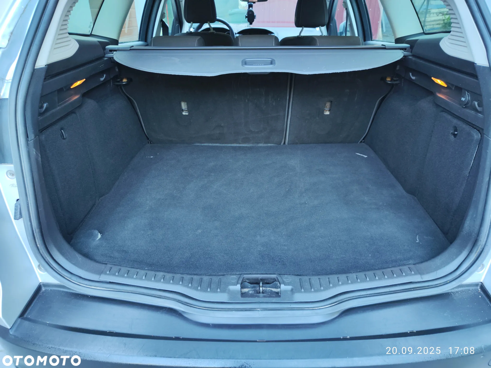 Ford Focus 1.6 TDCi Trend - 12