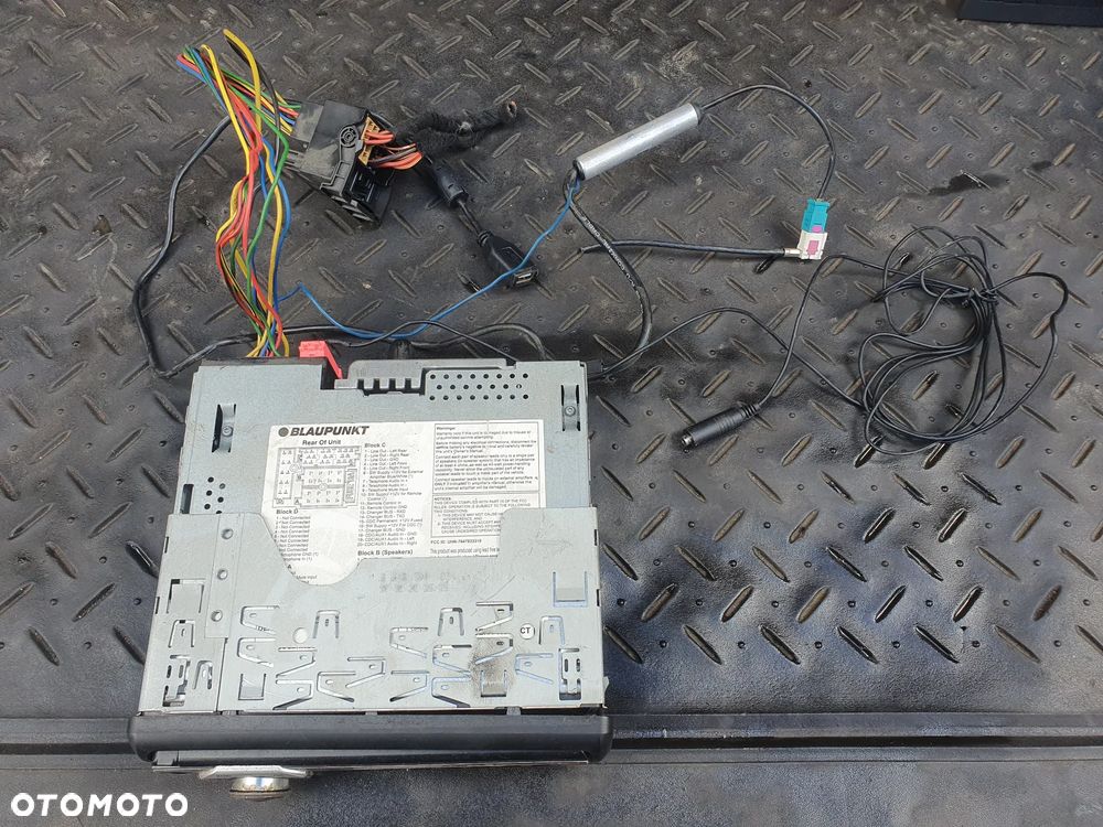 BLAUPUNKT HAMBURG MP57 RADIO RADIOODTWARZACZ - 2