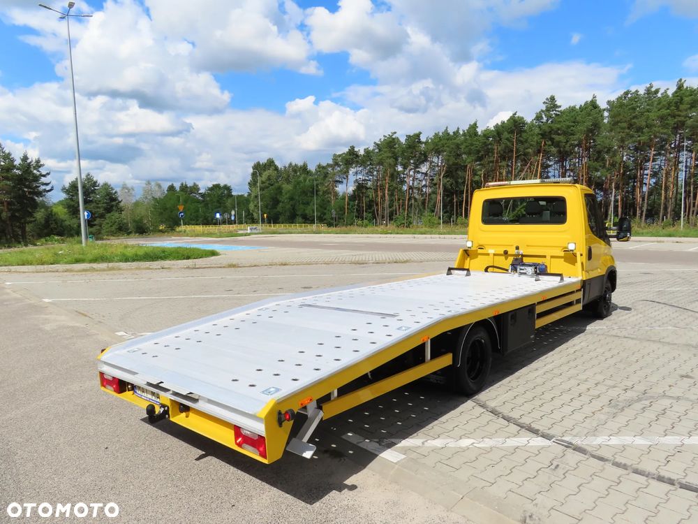 Iveco DAILY 50C18 Laweta POMOC DROGOWA Przewóz Pojazdów AUTOLAWETA 6100 mm Dł. Platformy DMC 3500 Kg Rozstaw Osi 4750 mm WZMACNIANE Zawieszenie Adaptacyjne Pneumatyczne Stan NOWY OKAZJA - 5