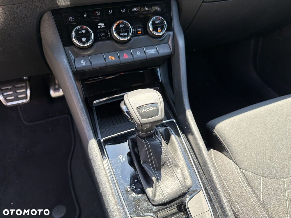 Skoda Karoq 1.5 TSI ACT Sportline DSG - 14