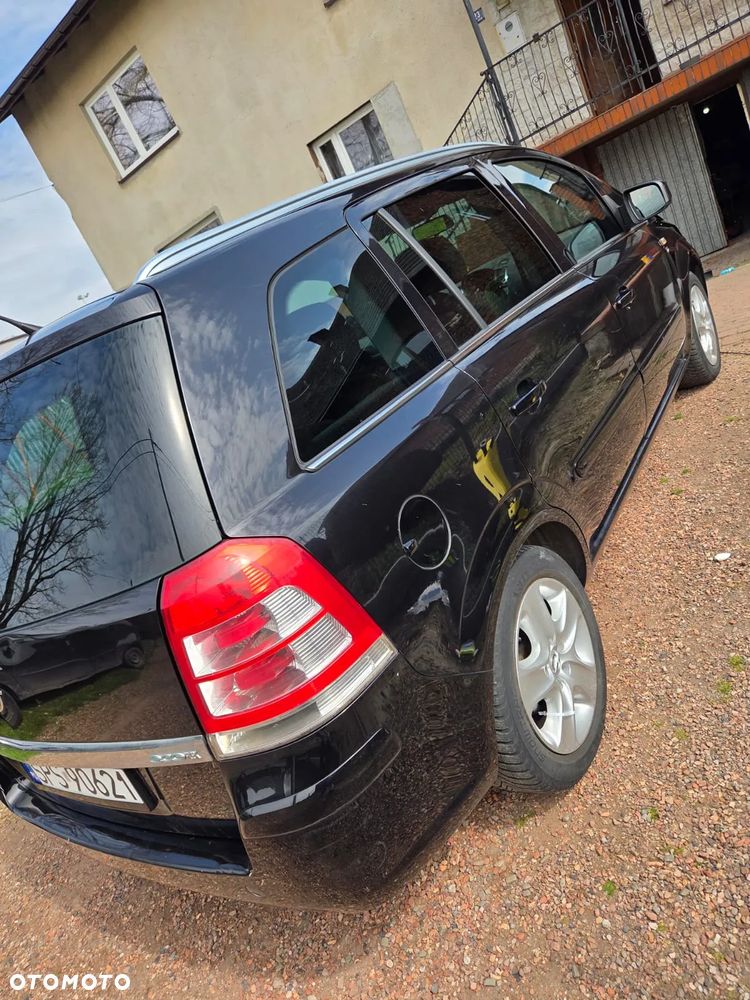 Opel Zafira 1.6 - 5