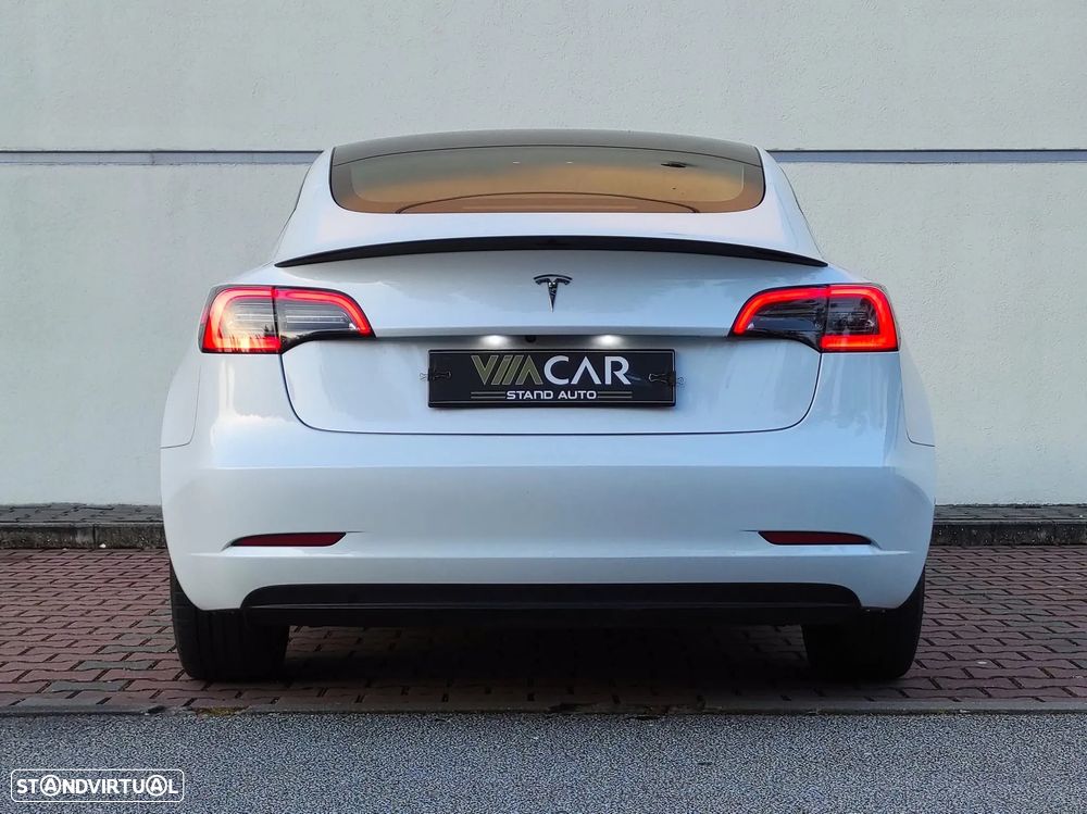 Tesla Model 3 Standard Range Plus RWD - 4
