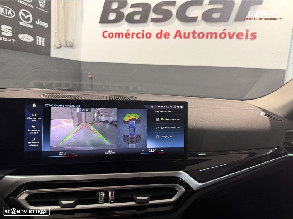 BMW i4 eDrive40 Edição Desportiva M - 34