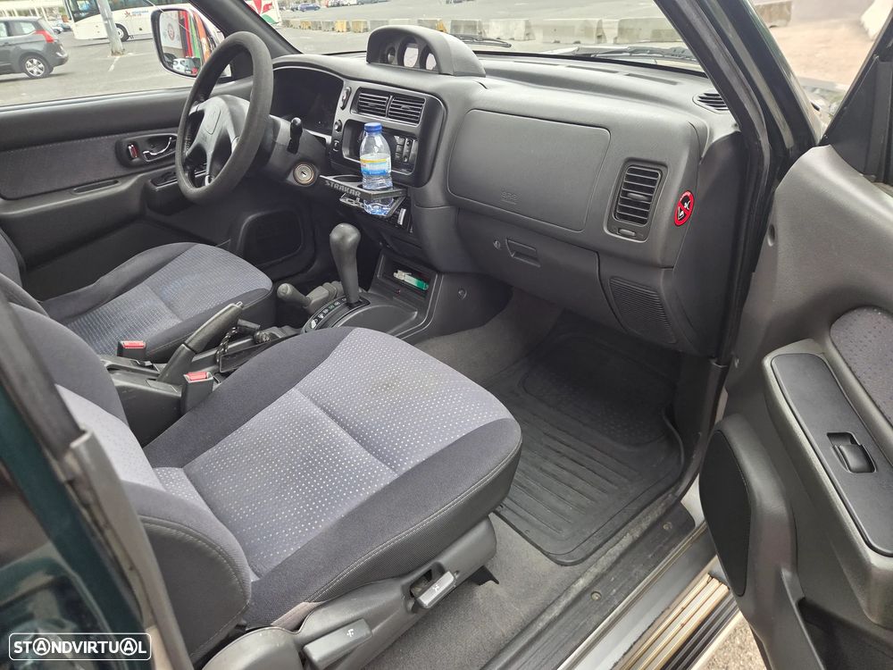 Mitsubishi L200 - 8