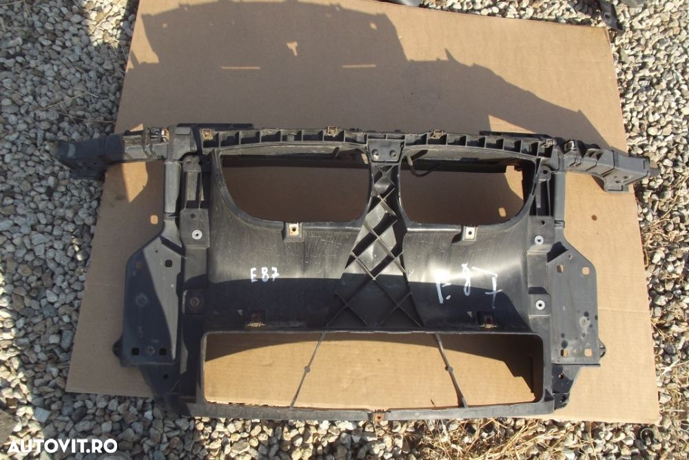 Tregher BMW Seria 1 E87 armatura bara fata BMW E87 calandru dezmembrez - 3