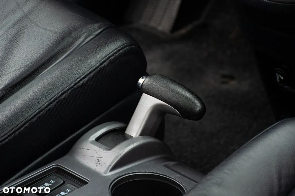 Honda CR-V 2.0i Executive - 22