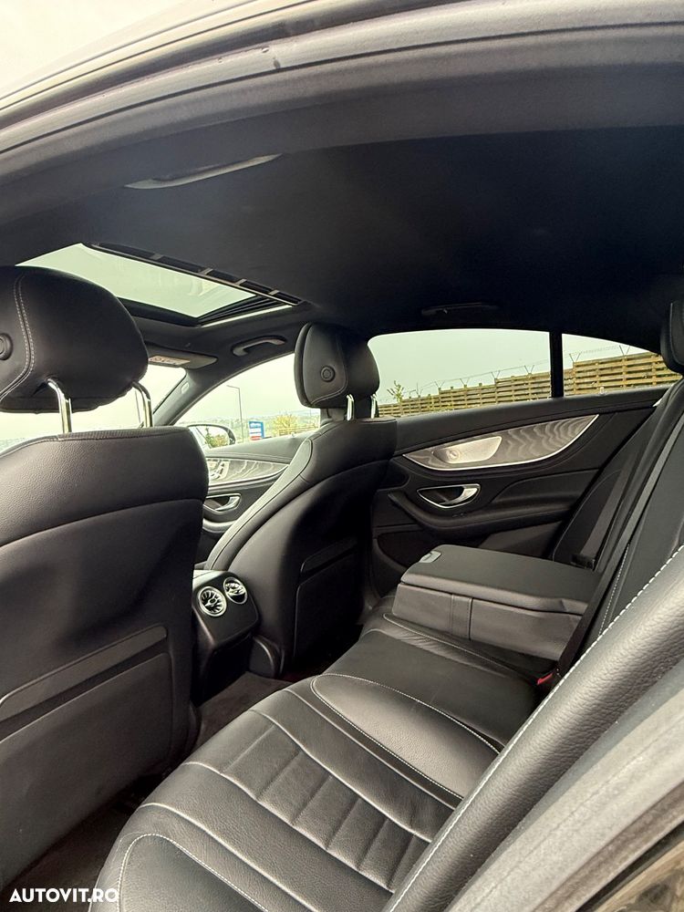 Mercedes-Benz CLS - 14