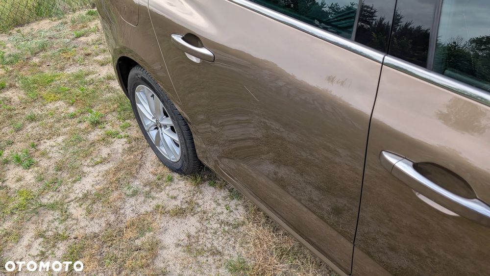 Renault Megane 1.6 SCe Limited - 28