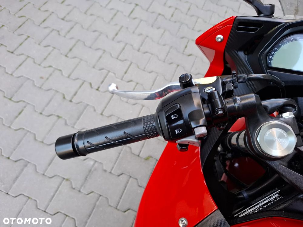 Honda CBR - 19