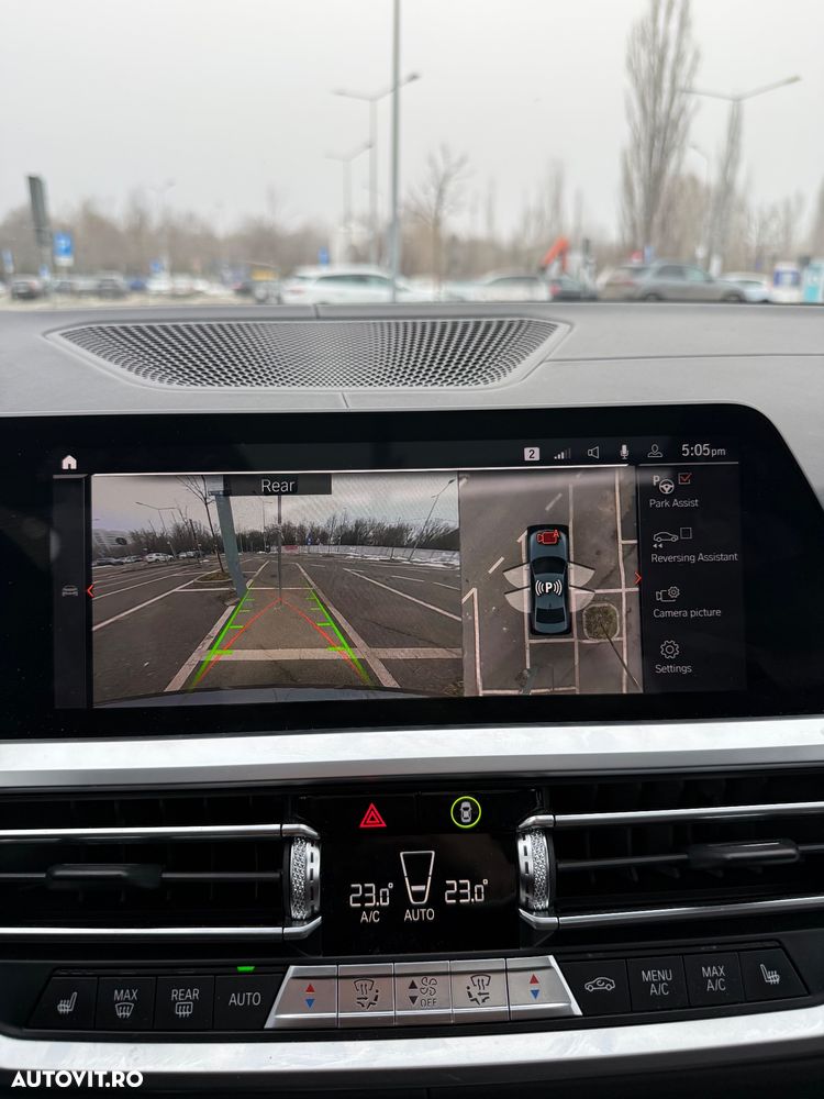 BMW 3 Series 2019 — imagine 16