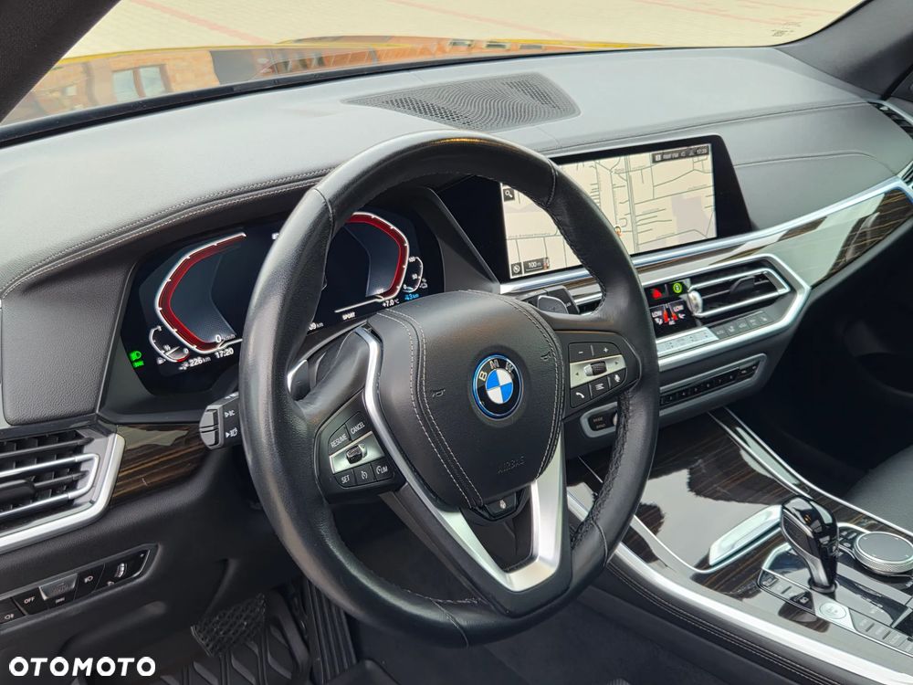 BMW X5 xDrive45e - 15