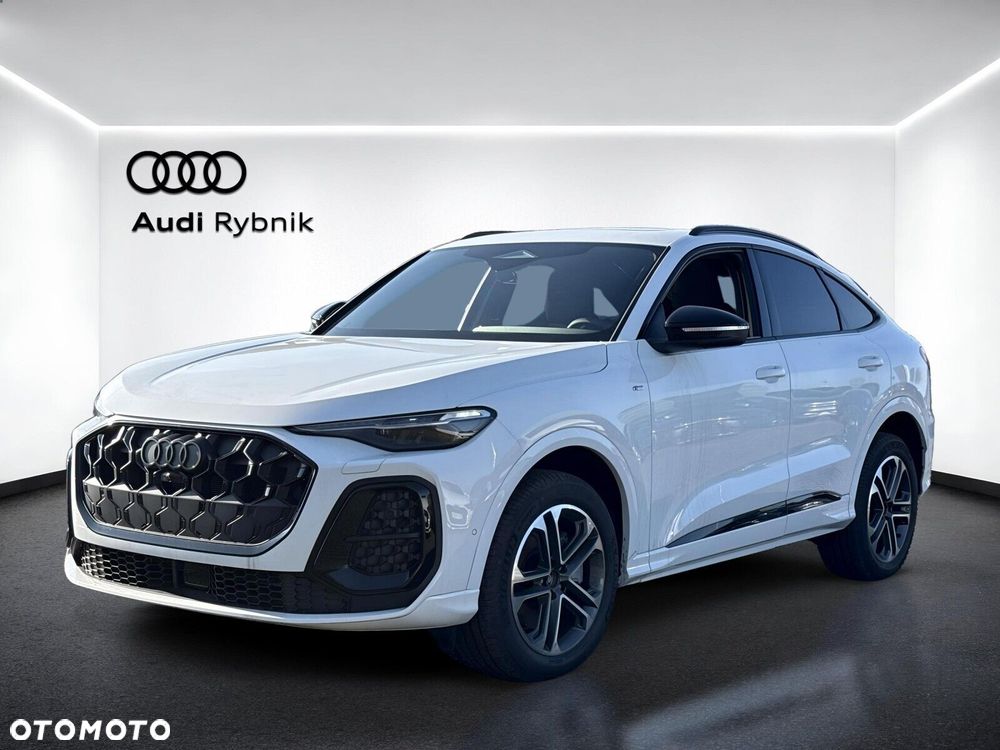 Audi Q5 Sportback - 1