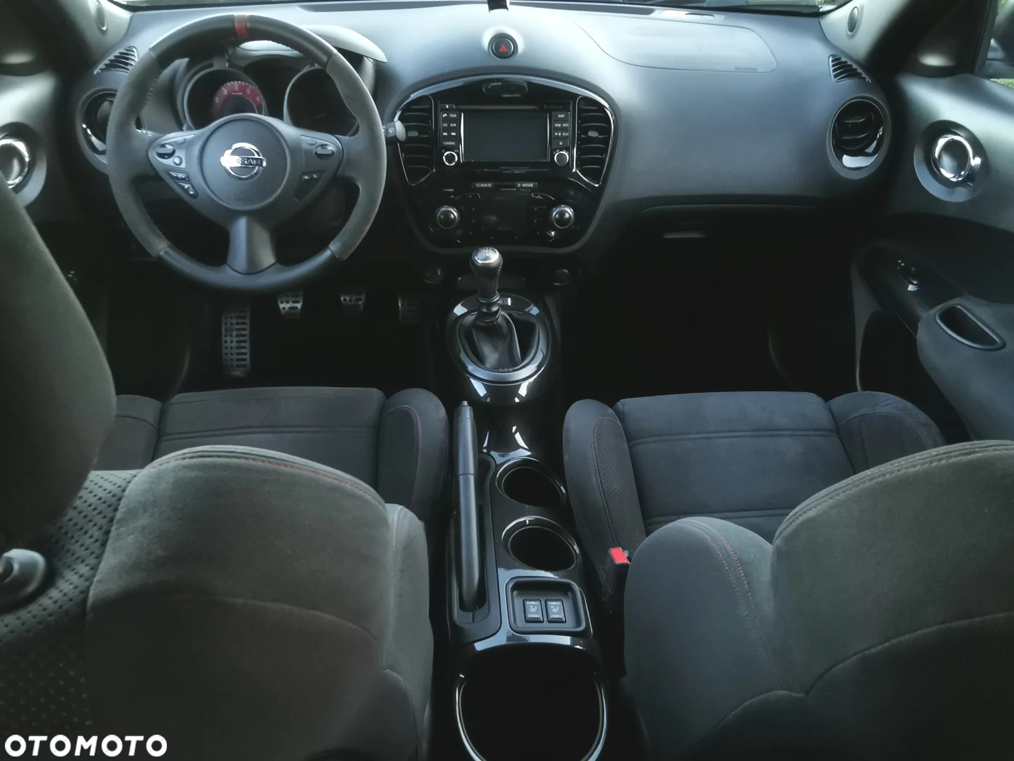 Nissan Juke 1.6 DIG-T Nismo - 19
