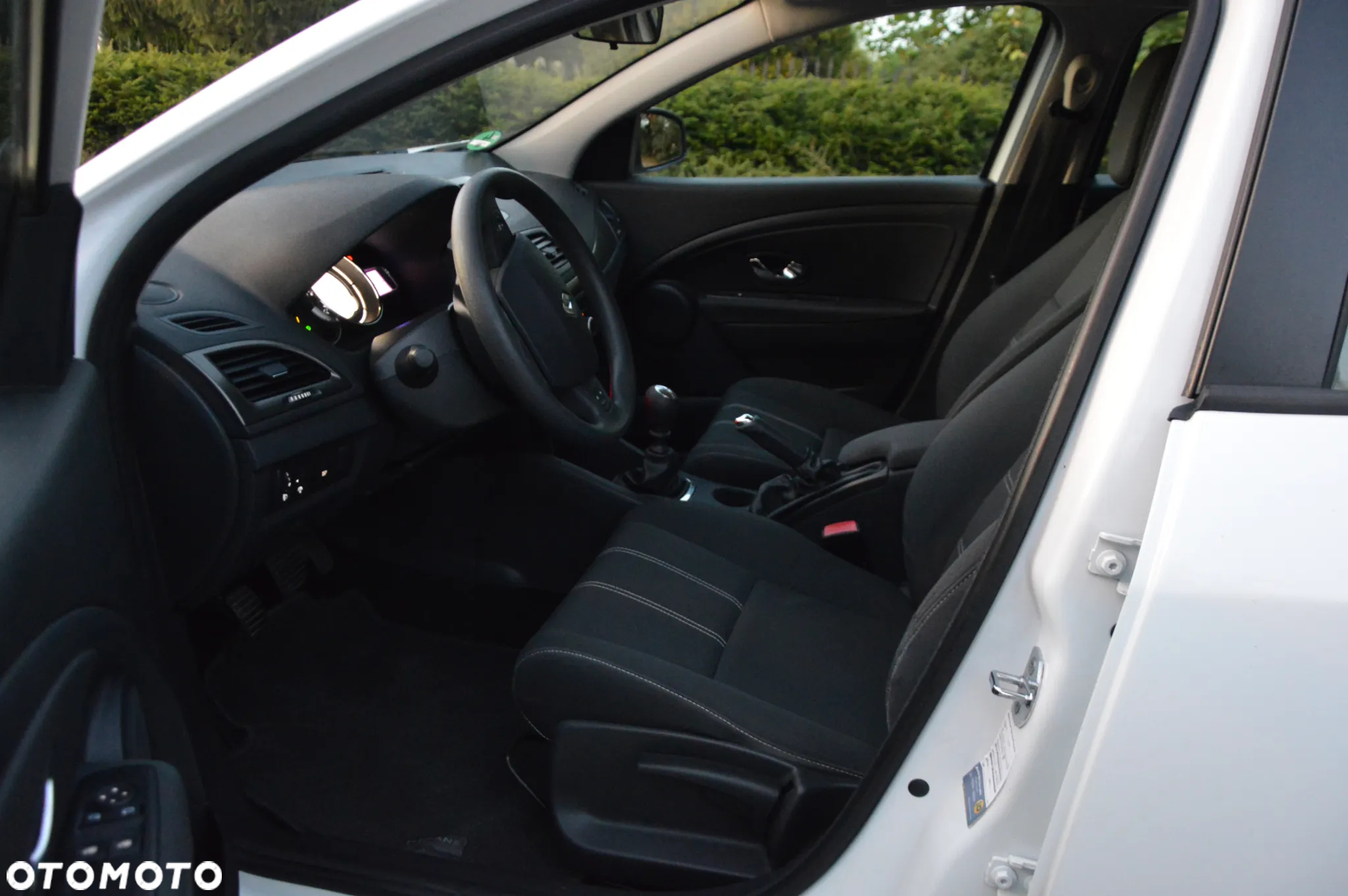 Renault Megane 1.6 16V 110 Authentique - 8
