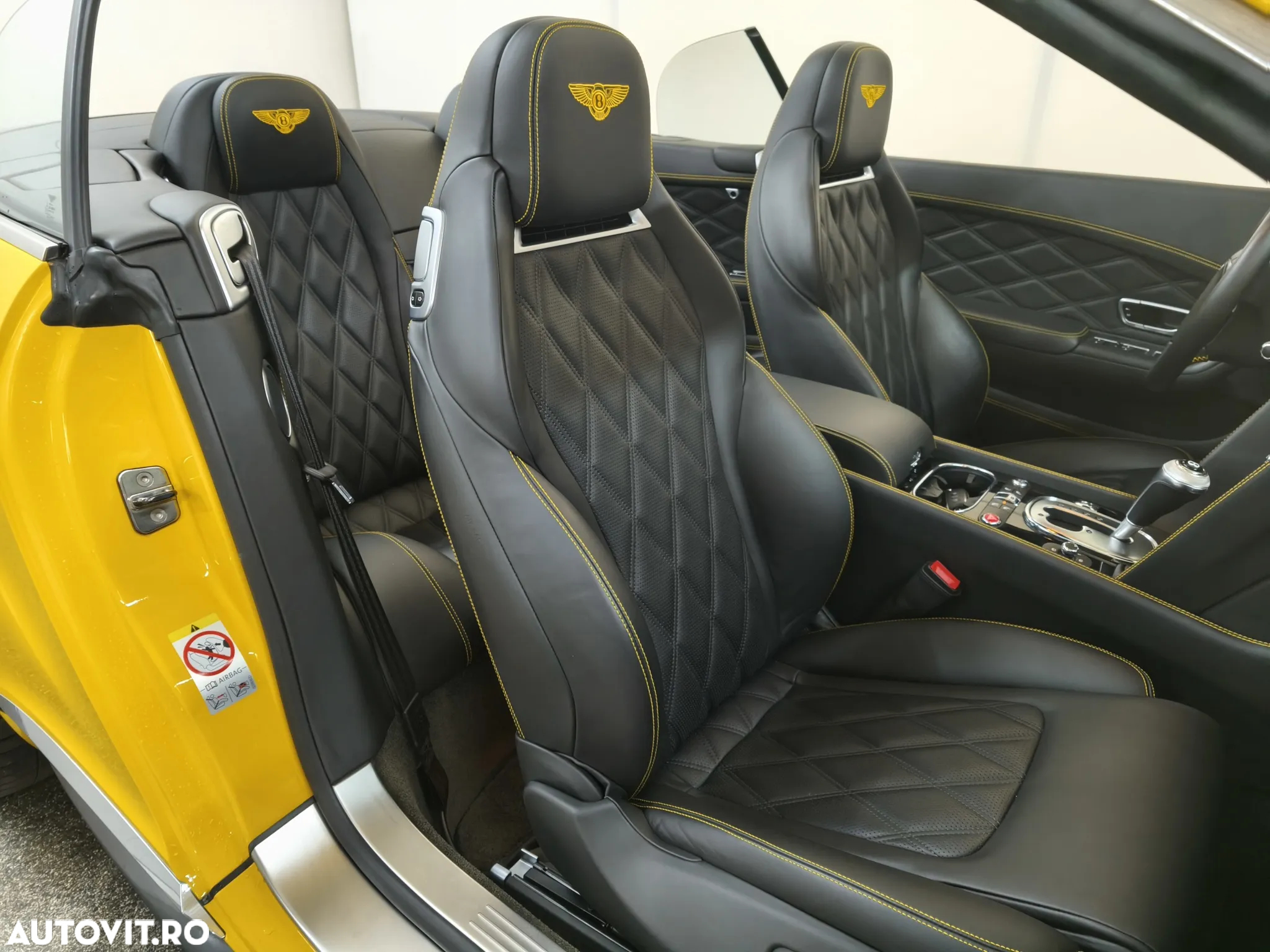 Bentley Continental GTC V8 S - 15