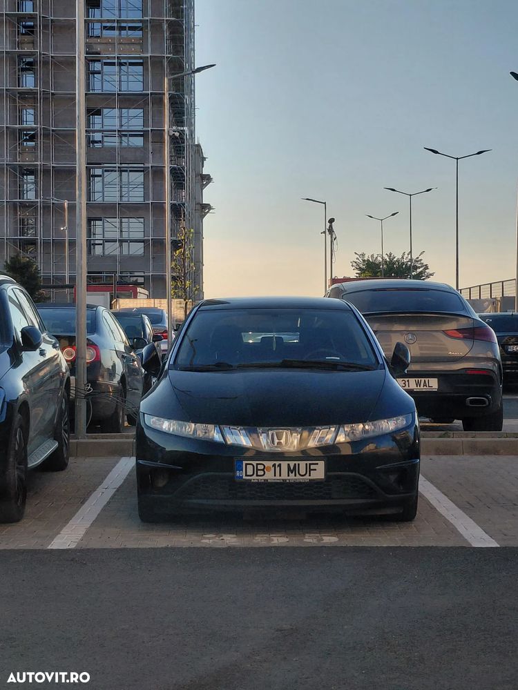 Honda Civic 2.2i-CTDi Comfort - 1