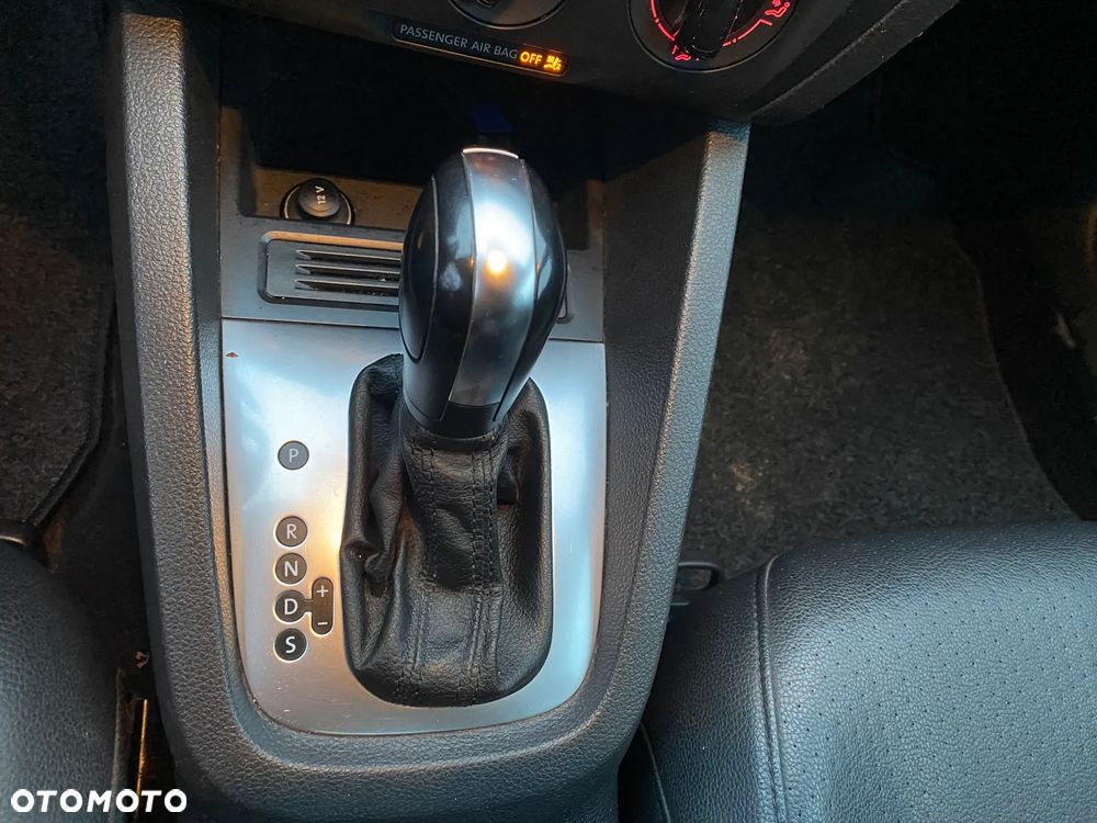 Volkswagen Jetta 1.8T SE - 6