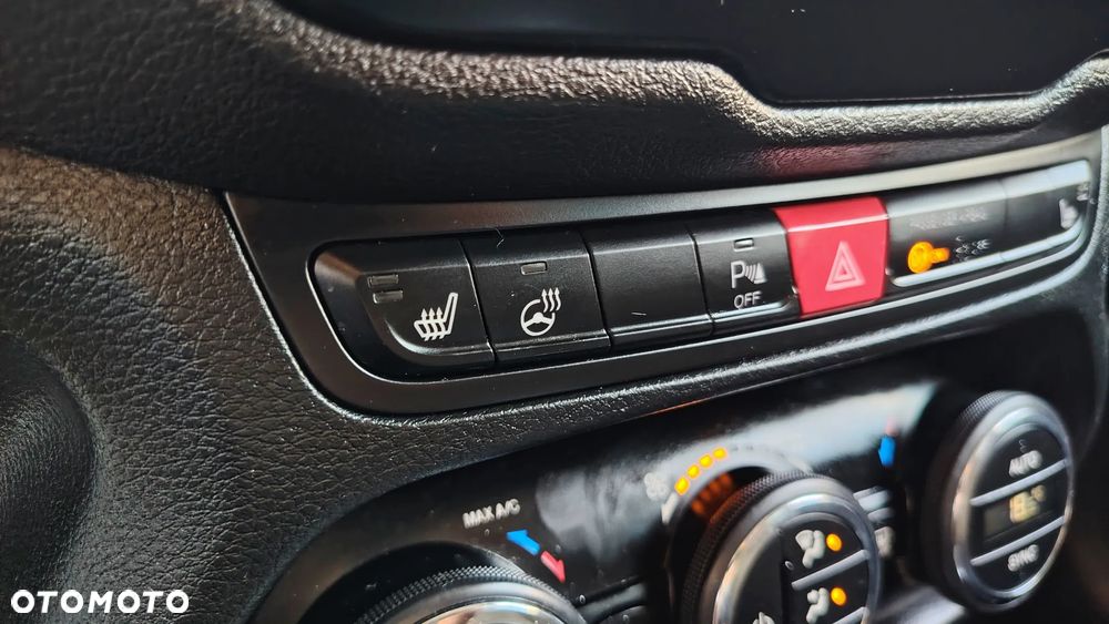 Jeep Renegade 1.4 MultiAir DSG Longitude - 18