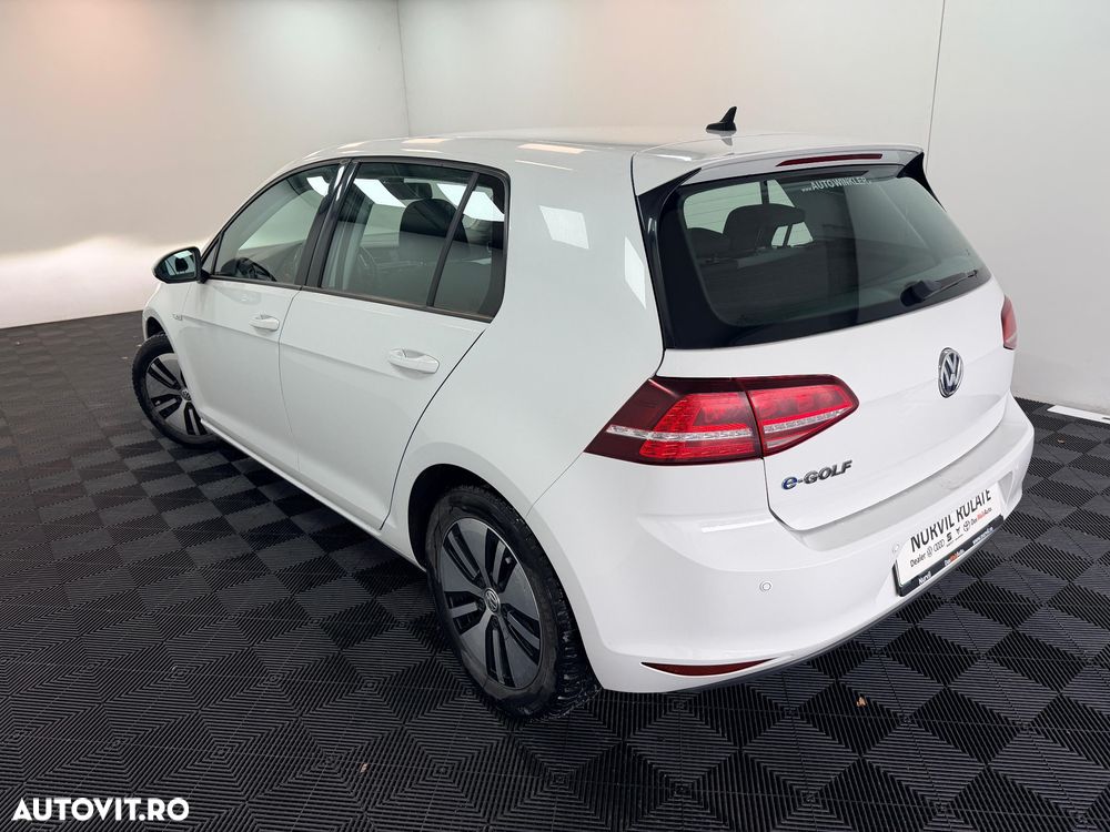 Volkswagen Golf - 19