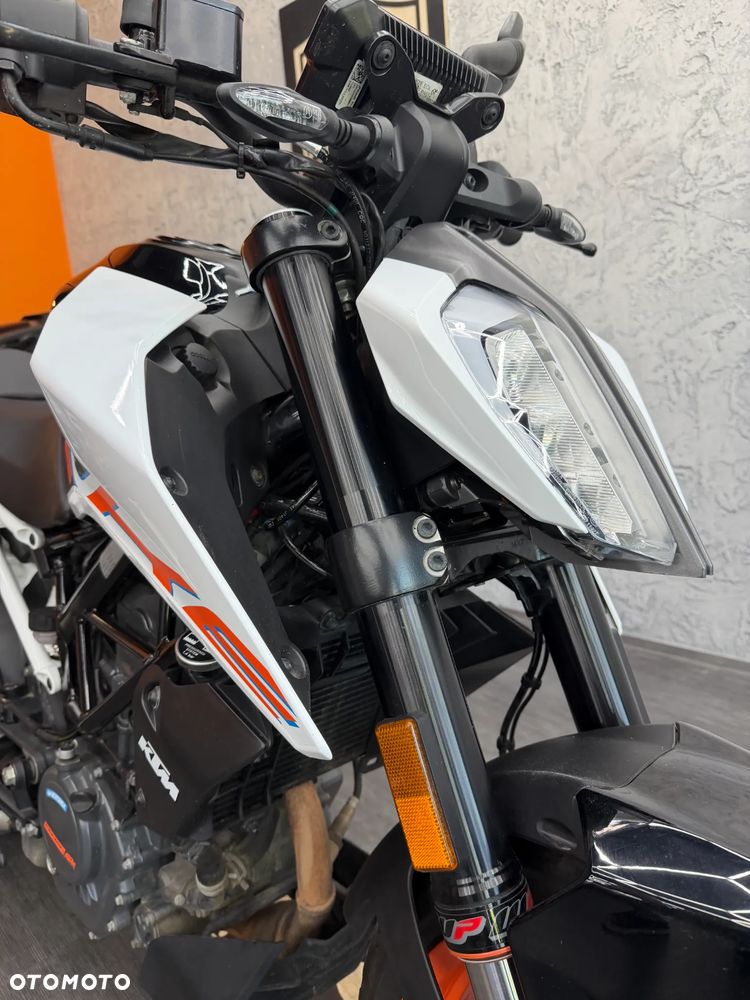 KTM Duke 125 - 8