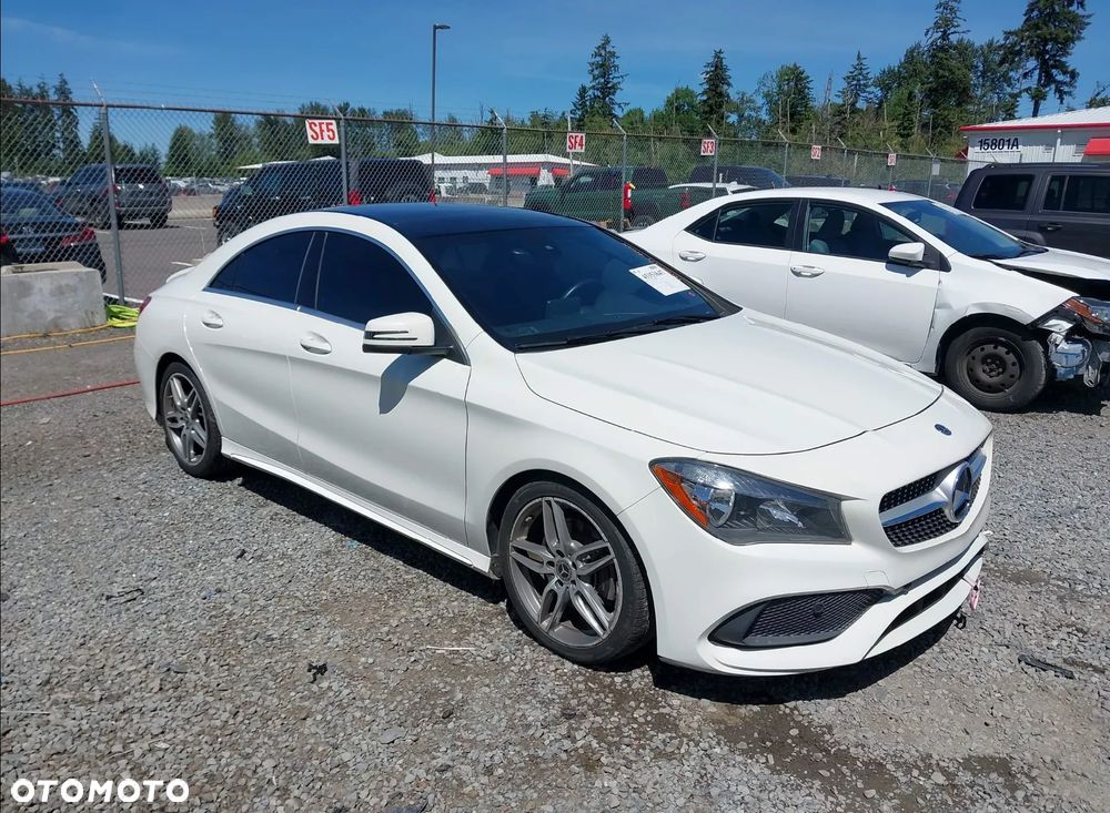 Mercedes-Benz CLA - 1