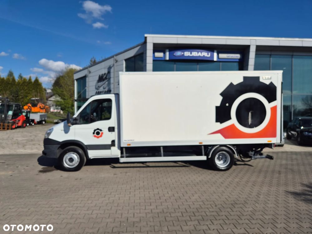 Iveco Daily 65 C 17 / 3.0 SILNIK / KONTENER / WINDA / MOCNY / WEBASTO / MANUAL / NISKI KONTENER / SERWISOWANY / EURO 5 - 11