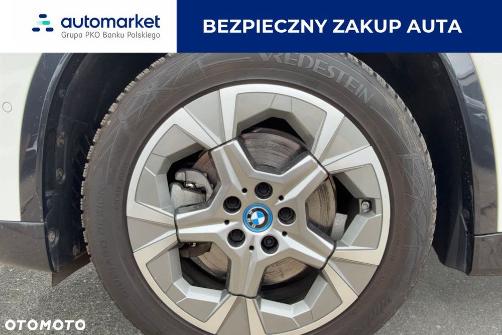 BMW iX1 xDrive30 66.5kWh xLine - 16