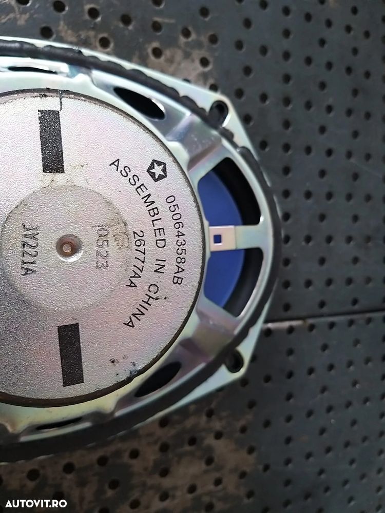 Boxa audio dreapta fata jeep grand cherokee 4 wk wk2 05064358ab - 3