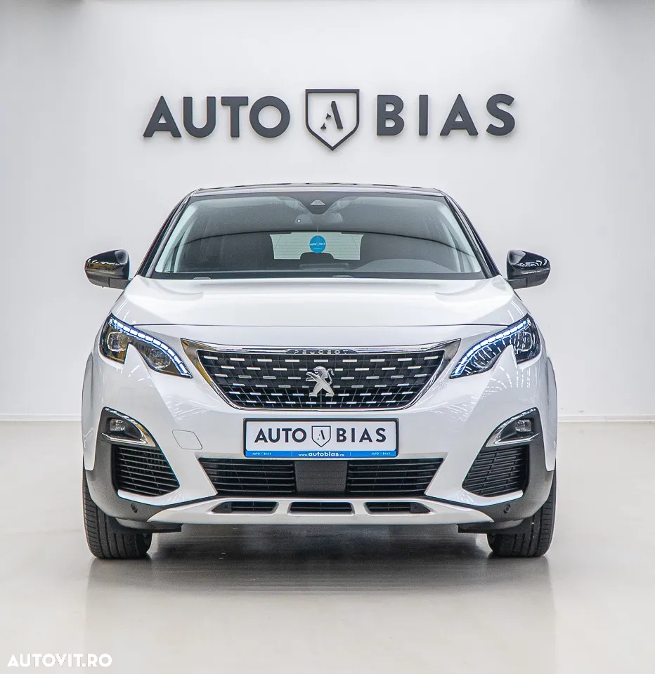 Peugeot 3008 1.2 PureTech S&S EAT8 Allure - 23