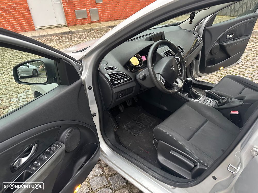 Renault Mégane Break 1.5 dCi Dynamique - 10